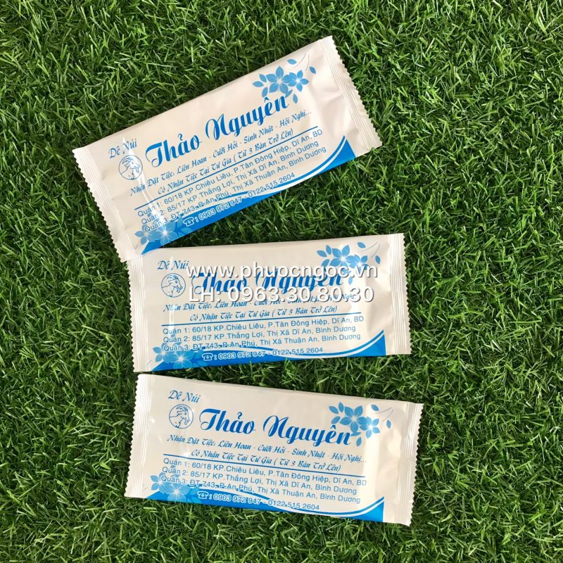 khăn lạnh; khăn ướt; bao đũa; muỗng; nĩa; tăm tre; hóa đơn; cồn thạch