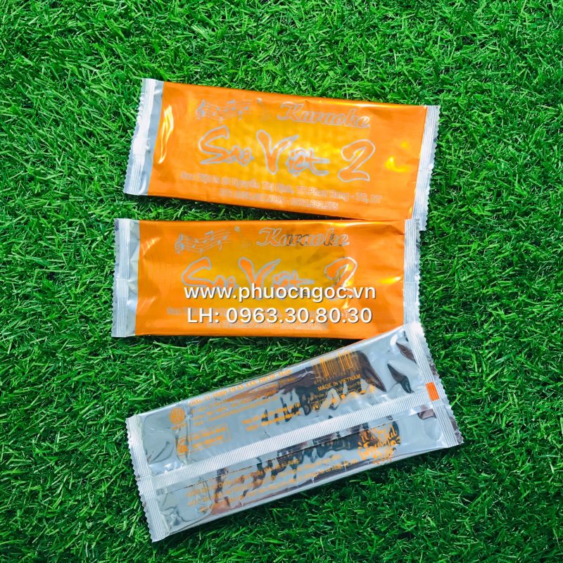 khăn lạnh; khăn ướt; bao đũa; muỗng; nĩa; tăm tre; hóa đơn; cồn thạch