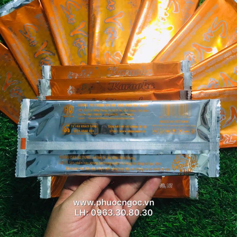 khăn lạnh; khăn ướt; bao đũa; muỗng; nĩa; tăm tre; hóa đơn; cồn thạch