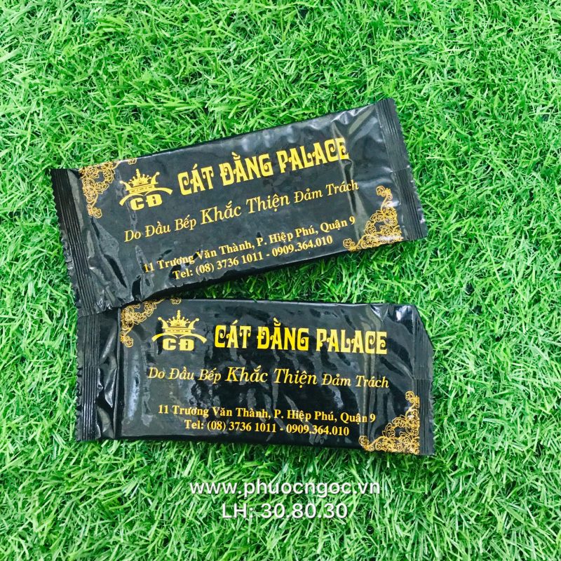 khăn lạnh; khăn ướt; bao đũa; muỗng; nĩa; tăm tre; hóa đơn; cồn thạch
