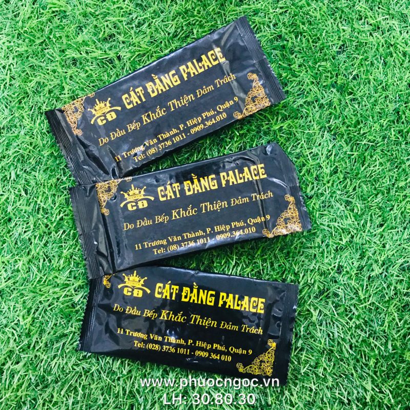khăn lạnh; khăn ướt; bao đũa; muỗng; nĩa; tăm tre; hóa đơn; cồn thạch