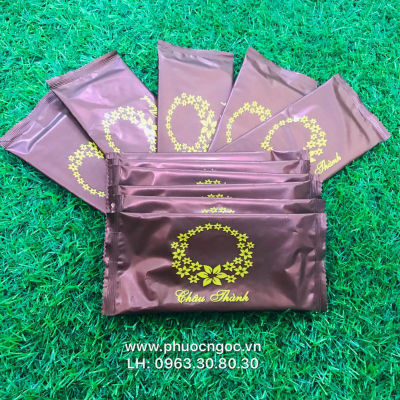 khăn lạnh; khăn ướt; bao đũa; muỗng; nĩa; tăm tre; hóa đơn; cồn thạch