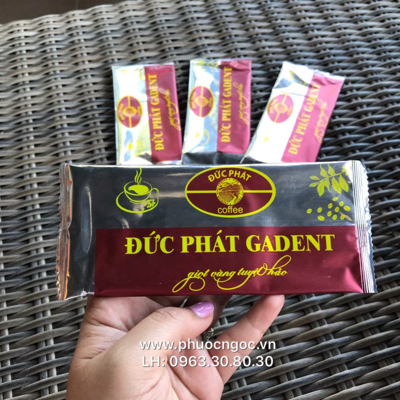 khăn lạnh; khăn ướt; bao đũa; muỗng; nĩa; tăm tre; hóa đơn; cồn thạch