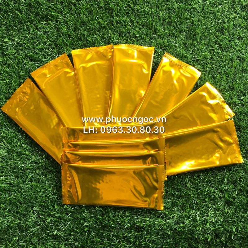 khăn lạnh; khăn ướt; bao đũa; muỗng; nĩa; tăm tre; hóa đơn; cồn thạch