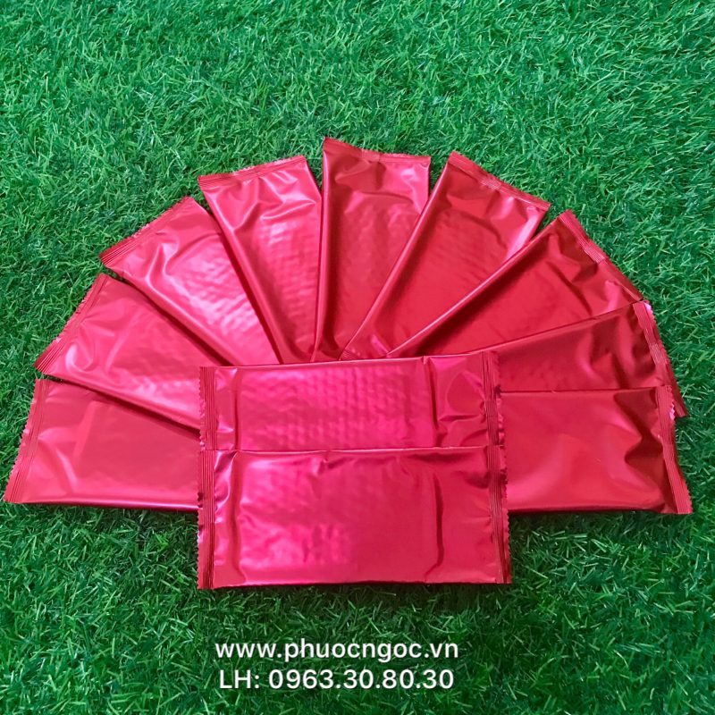 khăn lạnh; khăn ướt; bao đũa; muỗng; nĩa; tăm tre; hóa đơn; cồn thạch