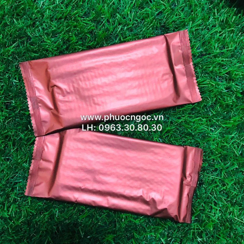 khăn lạnh; khăn ướt; bao đũa; muỗng; nĩa; tăm tre; hóa đơn; cồn thạch