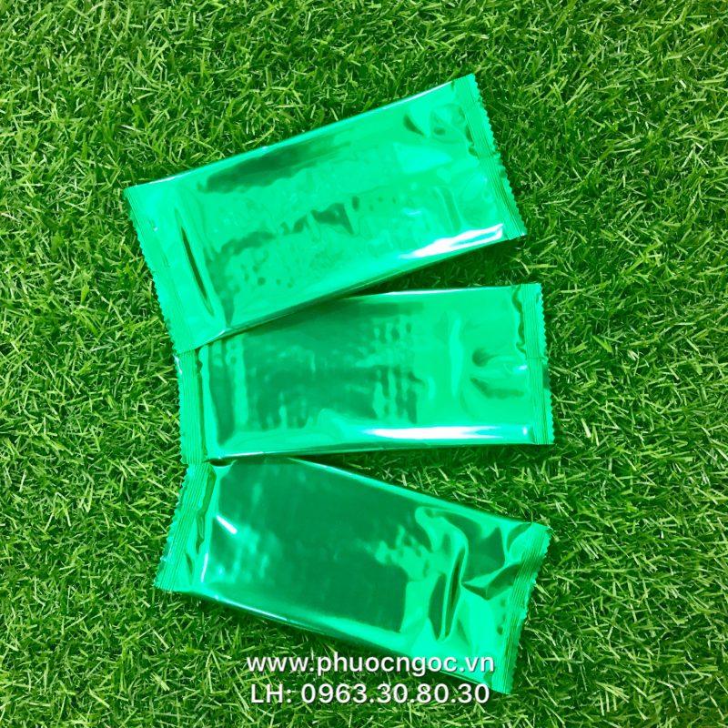 khăn lạnh; khăn ướt; bao đũa; muỗng; nĩa; tăm tre; hóa đơn; cồn thạch