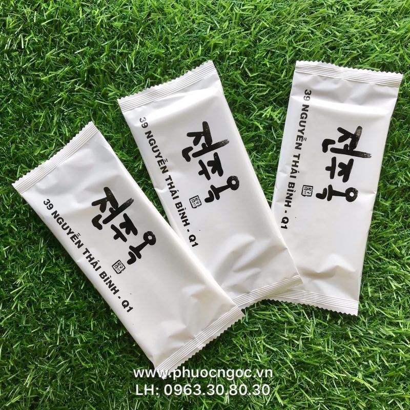 khăn lạnh; khăn ướt; bao đũa; muỗng; nĩa; tăm tre; hóa đơn; cồn thạch