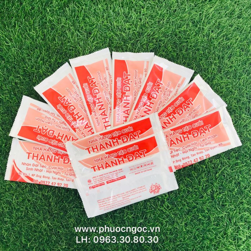 khăn lạnh; khăn ướt; bao đũa; muỗng; nĩa; tăm tre; hóa đơn; cồn thạch