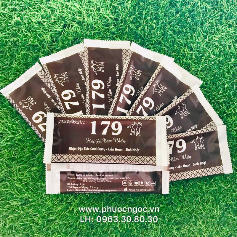 khăn lạnh; khăn ướt; bao đũa; muỗng; nĩa; tăm tre; hóa đơn; cồn thạch