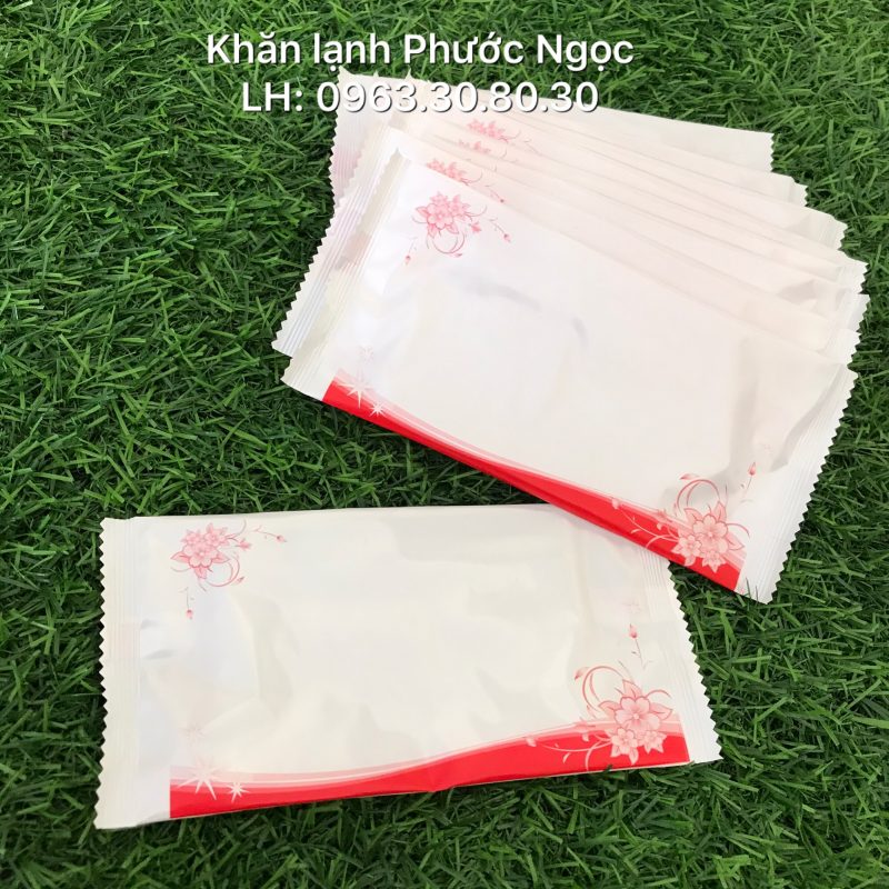 khăn lạnh; khăn ướt; bao đũa; muỗng; nĩa; tăm tre; hóa đơn; cồn thạch