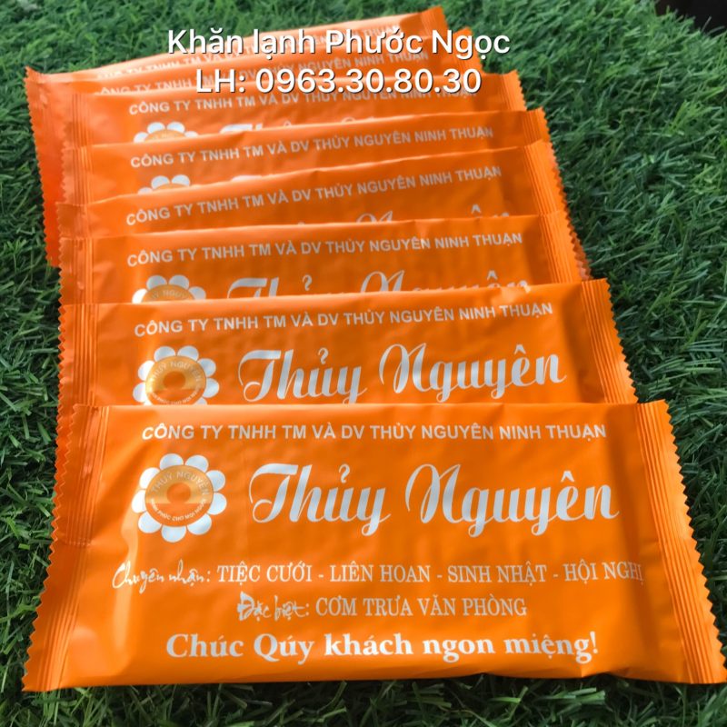 khăn lạnh; khăn ướt; bao đũa; muỗng; nĩa; tăm tre; hóa đơn; cồn thạch