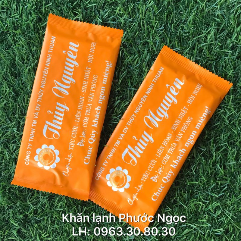 khăn lạnh; khăn ướt; bao đũa; muỗng; nĩa; tăm tre; hóa đơn; cồn thạch